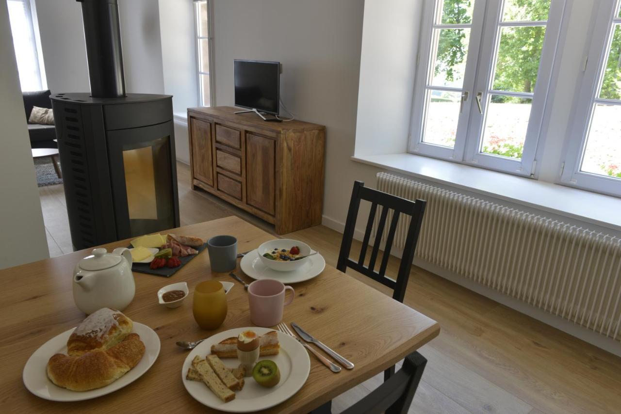 Maison D'Hotes Les Jardins De Madeleine Bernardvillé Kültér fotó